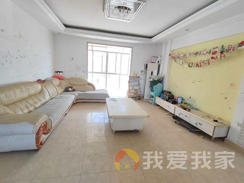 南昌我爱我家平安象湖风情 南北通透，采光好 装修好，环镜优美 视野好，诚心出售