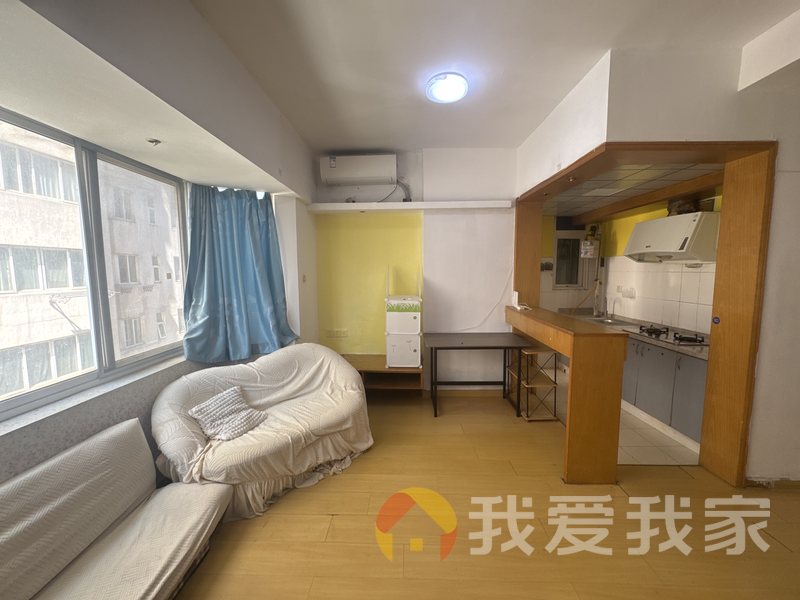 南昌我爱我家爵士馆 装修好，环镜优美 视野好，诚心出售