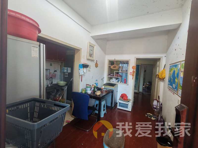 南昌我爱我家京山北路金福路塑料八厂宿舍 南北通透，采光好 近地铁 中间楼层