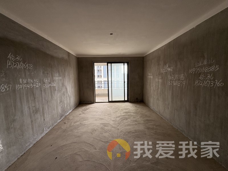 南昌我爱我家银亿上尚城三期 南北通透，采光好 周边匹套完善，，出行方便