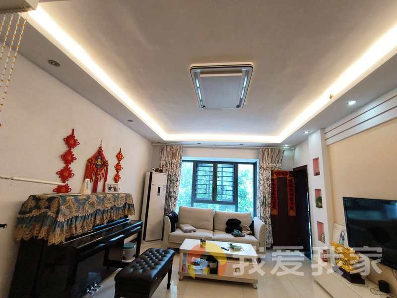 南昌我爱我家梦里水乡柳园 南北通透，采光好 装修好，环镜优美 视野好，诚心出售