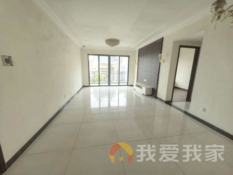 南昌我爱我家恒大城 南北通透，采光好 装修好，环镜优美 周边匹套完善，，出行方便