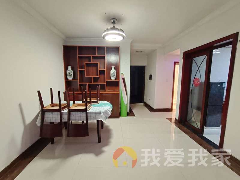 南昌我爱我家中大紫都二期 南北通透，采光好 装修好，环镜优美 近地铁 周边匹套完善，，出行方便