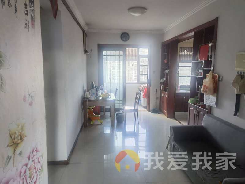 南昌我爱我家金隆华府 南北通透，采光好 装修好，环镜优美 近地铁 周边匹套完善，，出行方便