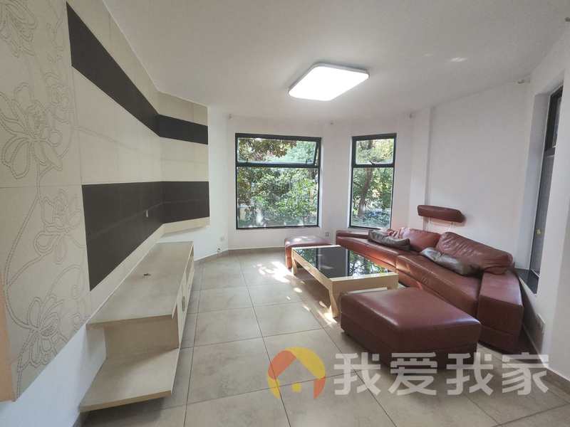 南昌我爱我家万科四季花城北区丹桂苑 南北通透，采光好 装修好，环镜优美 近地铁 周边匹套完善，，出行方便