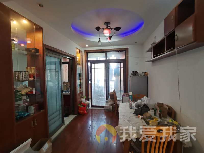 南昌我爱我家外滩铭座 南北通透，采光好 装修好，环镜优美 周边匹套完善，，出行方便