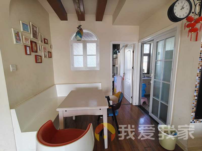 南昌我爱我家京东国际花园 南北通透，采光好 装修好，环镜优美 近地铁 视野好，诚心出售