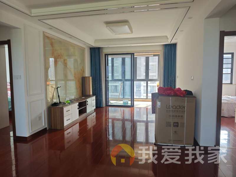 南昌我爱我家天池居2期 南北通透，采光好 装修好，环镜优美 中间楼层