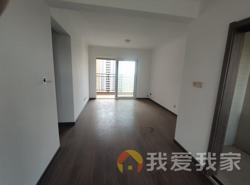 南昌我爱我家滨江上品 南北通透，采光好 装修好，环镜优美 视野好，诚心出售