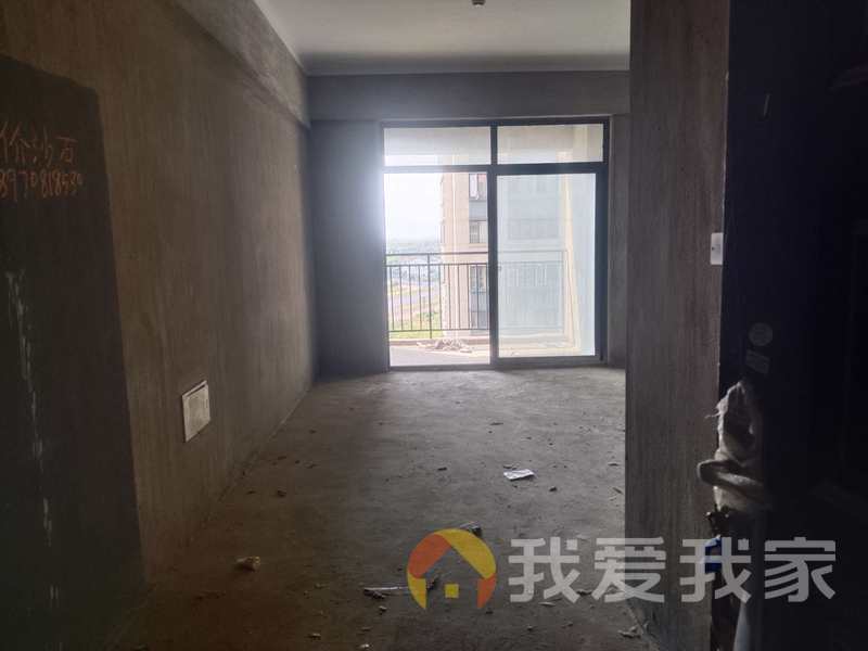 南昌我爱我家银亿上尚城五-2期云锦 南北通透，采光好 视野好，诚心出售