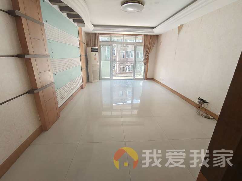 南昌我爱我家恒茂城市花园 南北通透，采光好 装修好，环镜优美 视野好，诚心出售