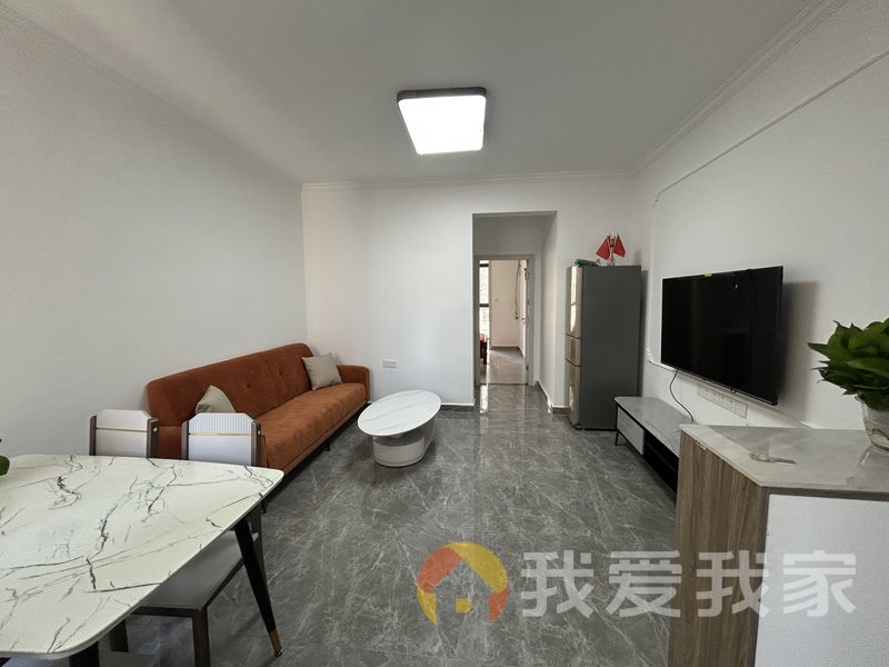 南昌我爱我家景瑞花园 南北通透，采光好 装修好，环镜优美 视野好，诚心出售
