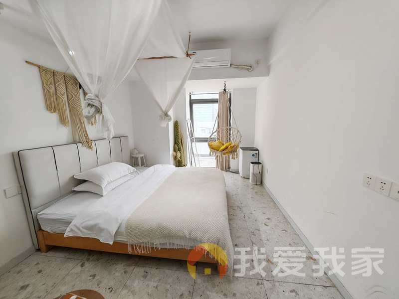 南昌我爱我家新城吾悦广场 南北通透，采光好 装修好，环镜优美 周边匹套完善，，出行方便