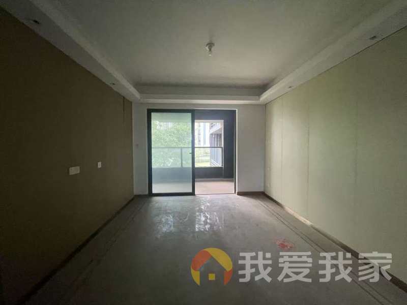 南昌我爱我家融创翰江府（万达文化旅游城G区） 南北通透，采光好 装修好，环镜优美 近地铁 周边匹套完善，，出行方便