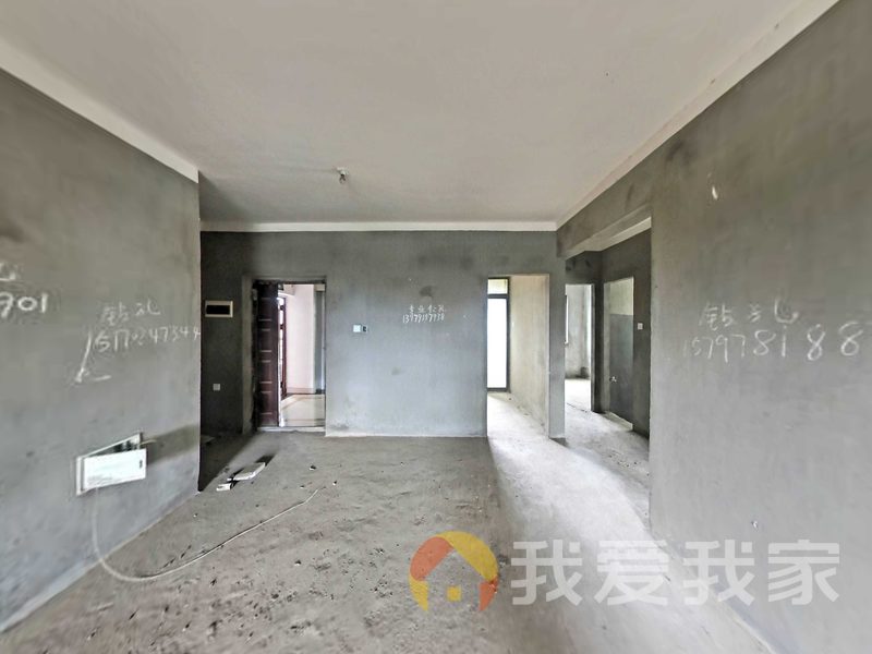 南昌我爱我家银亿上尚城四期 南北通透，采光好 中间楼层