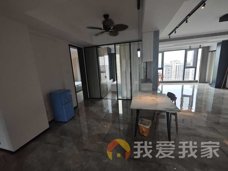 南昌我爱我家红角洲联泰天悦三房诚售，高端楼盘，改善首选，地铁口读名校