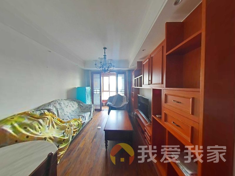 南昌我爱我家绿地国际博览城二期博鸿 南北通透，采光好 装修好，环镜优美 近地铁 视野好，诚心出售