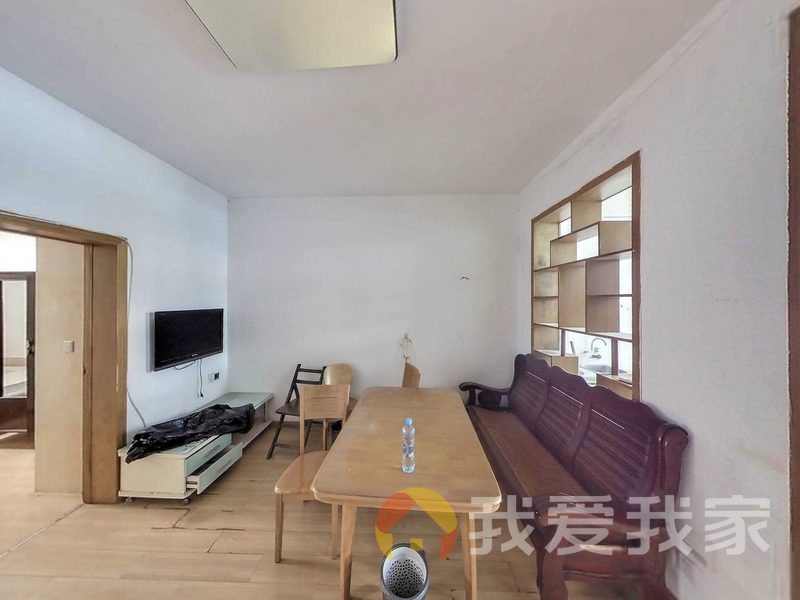 南昌我爱我家岔道口东路 南北通透，采光好 视野好，诚心出售