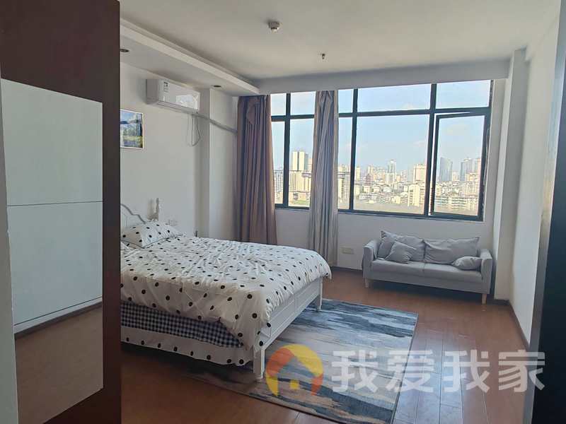 南昌我爱我家东方百灵 南北通透，采光好 装修好，环镜优美 近地铁 视野好，诚心出售