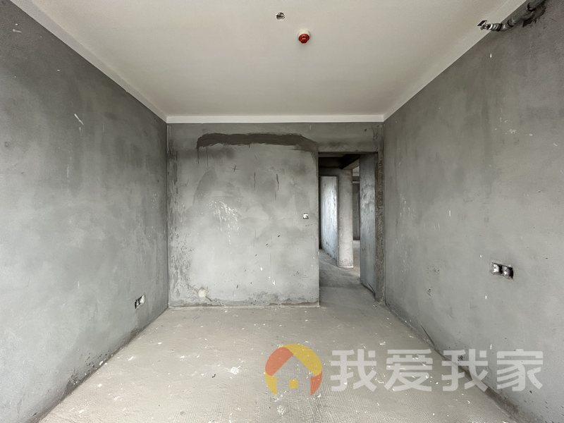 南昌我爱我家中金中心·阅璟台 南北通透，采光好 中间楼层