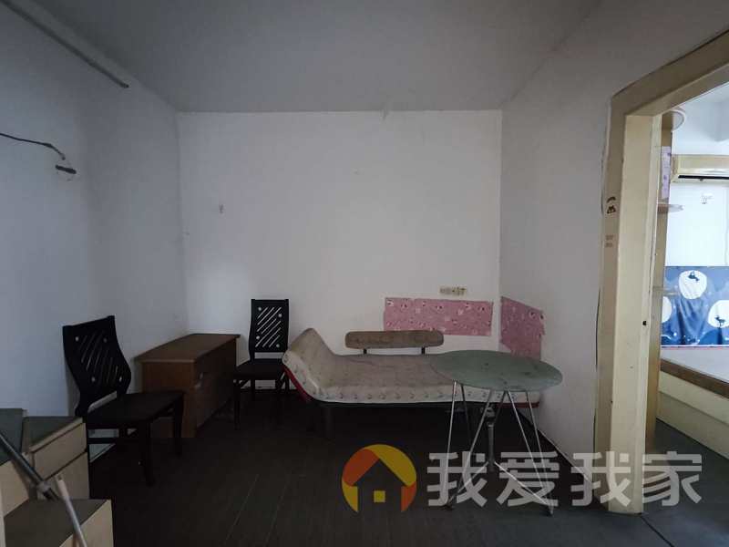 南昌我爱我家大士院北区（二区） 南北通透，采光好 视野好，诚心出售