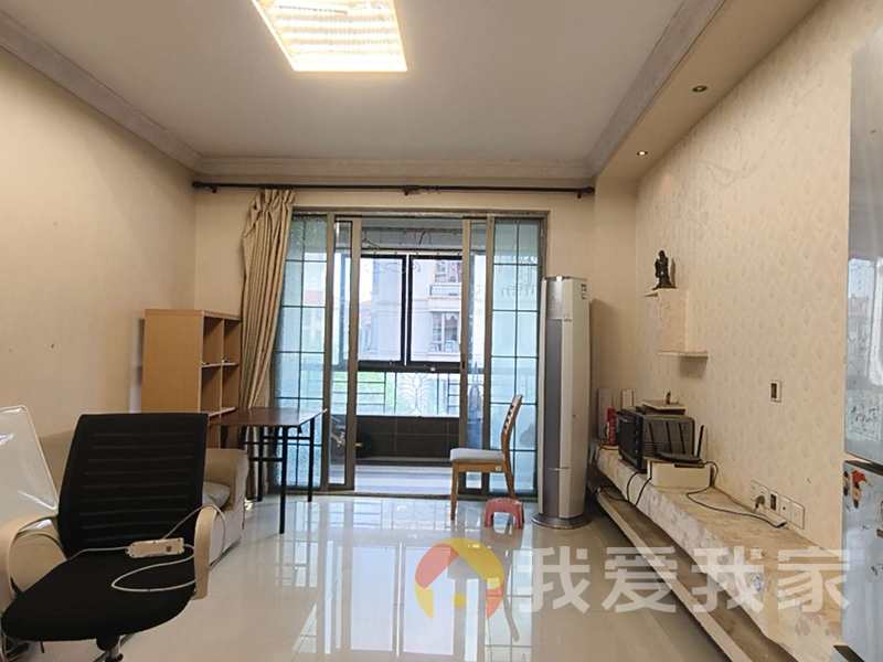 南昌我爱我家世纪风情三期四号地块 南北通透，采光好 装修好，环镜优美 近地铁 视野好，诚心出售