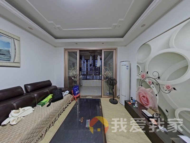 南昌我爱我家正荣大湖之都丽岛 南北通透，采光好 装修好，环镜优美 近地铁 视野好，诚心出售