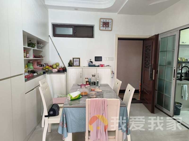 南昌我爱我家艾水清园 南北通透，采光好 装修好，环镜优美 近地铁 中间楼层