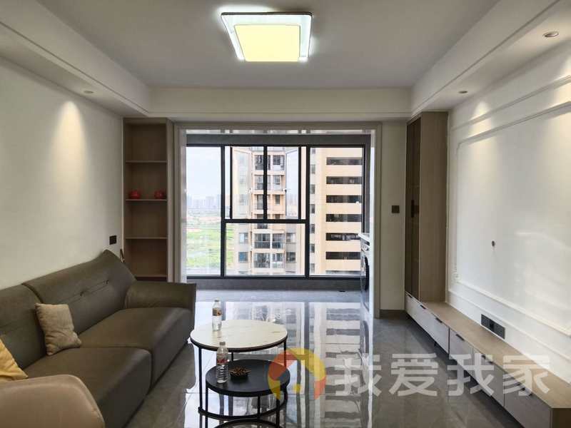 南昌我爱我家新建城B4区 南北通透，采光好 装修好，环镜优美 近地铁 中间楼层