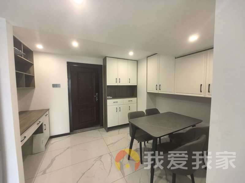 南昌我爱我家湖韵天成公寓 装修好，环镜优美 视野好，诚心出售