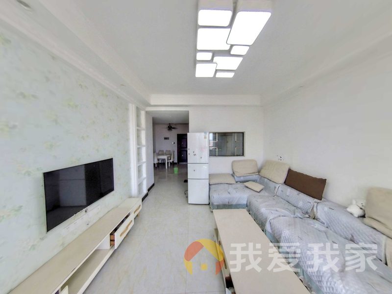 南昌我爱我家平安象湖风情 南北通透，采光好 装修好，环镜优美 中间楼层
