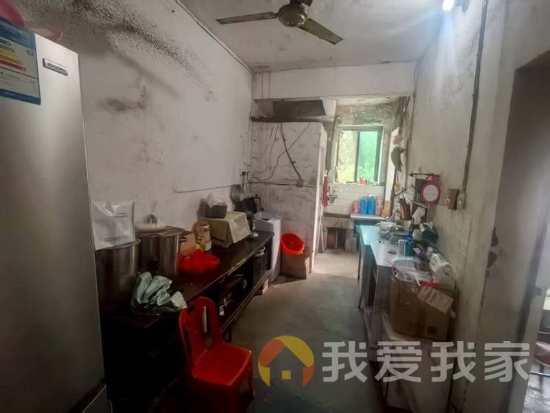南昌我爱我家江纺住宅四区 南北通透，采光好 视野好，诚心出售