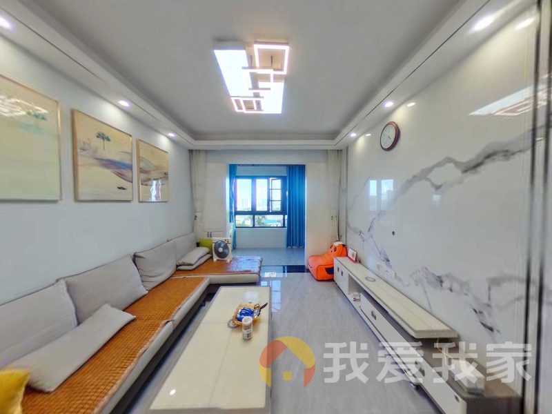 南昌我爱我家煌盛中央公园 南北通透，采光好 装修好，环镜优美 中间楼层
