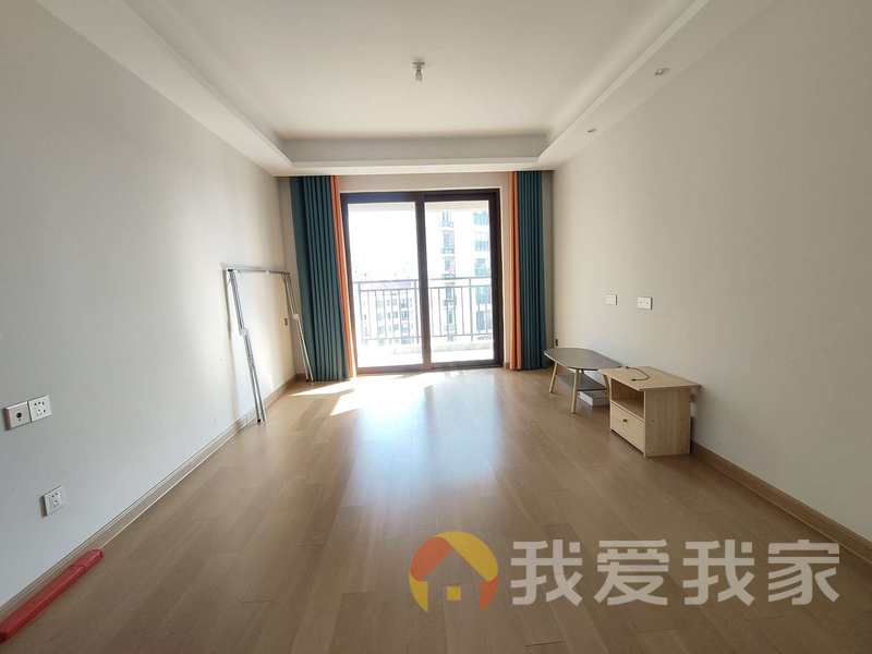 南昌我爱我家阳光城丽景湾小区 南北通透，采光好 视野好，诚心出售