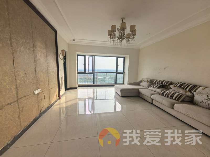 南昌我爱我家恒大绿洲六期 南北通透，采光好 装修好，环镜优美 中间楼层