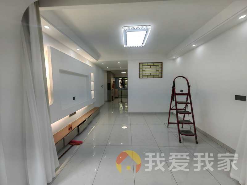 南昌我爱我家都市晴园 南北通透，采光好 装修好，环镜优美 近地铁 周边匹套完善，，出行方便