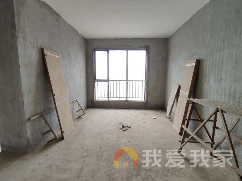 南昌我爱我家颐澜湾 南北通透，采光好 视野好，诚心出售