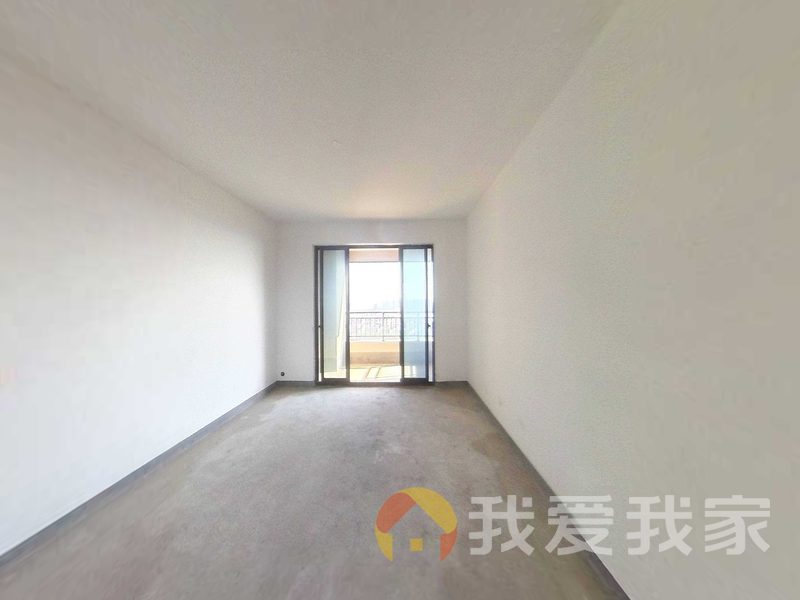 南昌我爱我家绿地国际博览城二期博君 南北通透，采光好 近地铁 视野好，诚心出售