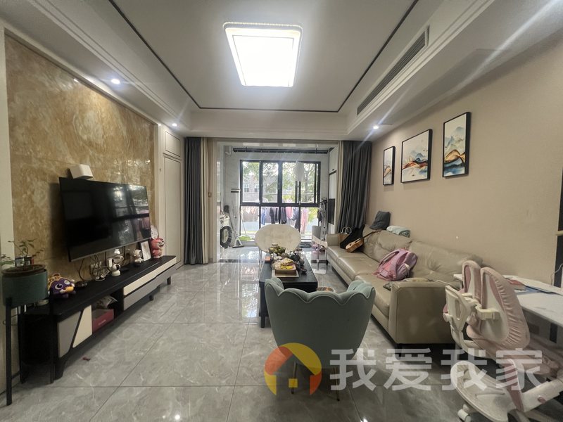 南昌我爱我家大唐东汇 南北通透，采光好 装修好，环镜优美 视野好，诚心出售