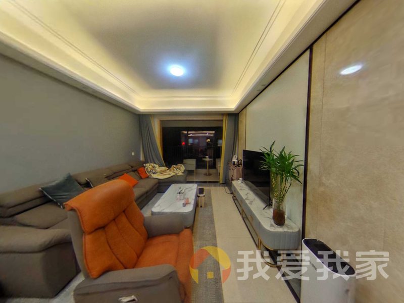 南昌我爱我家美的悦江府 南北通透，采光好 装修好，环镜优美 中间楼层