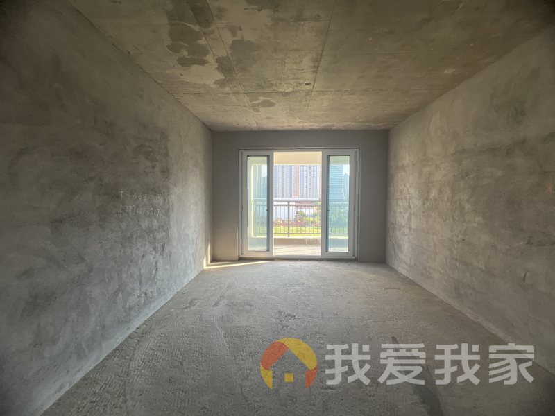 南昌我爱我家中大艾溪府   南北通透，采光好 视野好，诚心出售