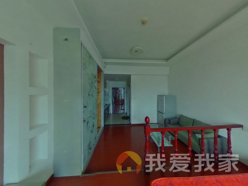 南昌我爱我家抚生路388号国金滨江 南北通透，采光好 装修好，环镜优美 视野好，诚心出售