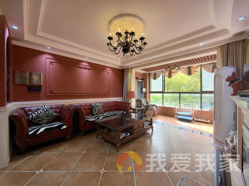 南昌我爱我家国贸阳光 南北通透，采光好 装修好，环镜优美 周边匹套完善，，出行方便