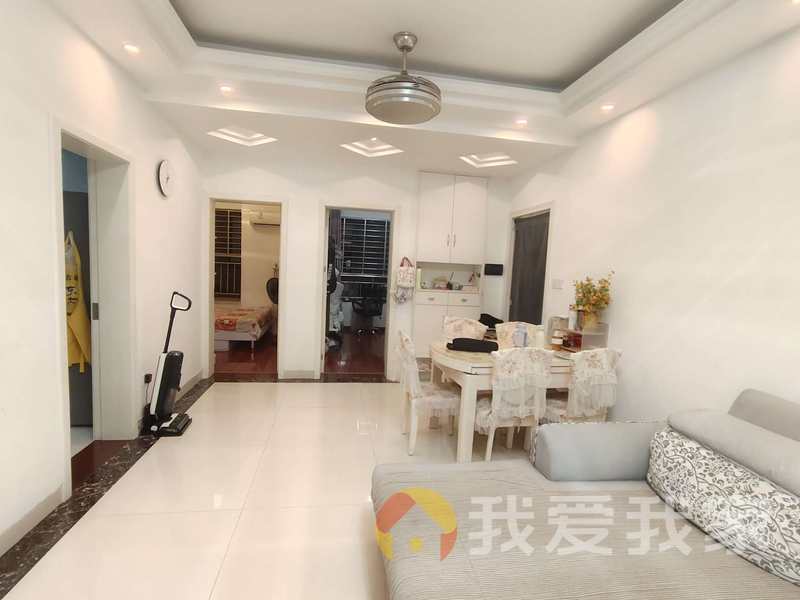 南昌我爱我家波尔多联邦美树堡 南北通透，采光好 装修好，环镜优美 视野好，诚心出售