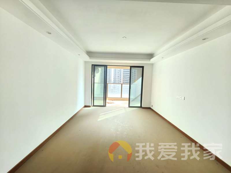 南昌我爱我家新力琥珀园二期 南北通透，采光好 装修好，环镜优美 中间楼层