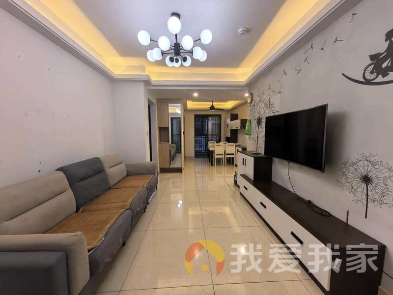 南昌我爱我家南部美的城 南北通透，采光好 装修好，环镜优美 视野好，诚心出售