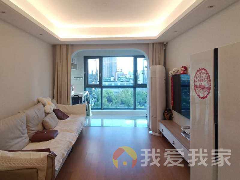 南昌我爱我家新力弘阳府 南北通透，采光好 装修好，环镜优美 近地铁 周边匹套完善，，出行方便