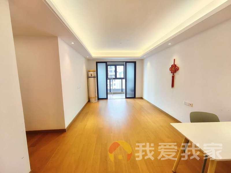 南昌我爱我家新力琥珀园一期 南北通透，采光好 装修好，环镜优美 视野好，诚心出售