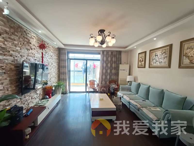 南昌我爱我家万科四季花城北区夏瑾苑 南北通透，采光好 装修好，环镜优美 近地铁 视野好，诚心出售