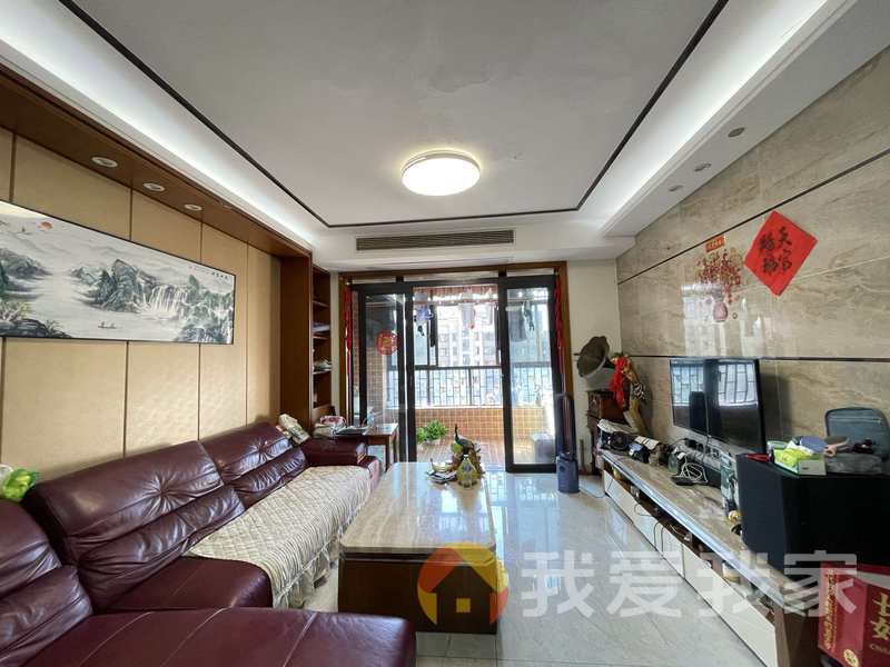 南昌我爱我家国贸阳光 南北通透，采光好 装修好，环镜优美 中间楼层